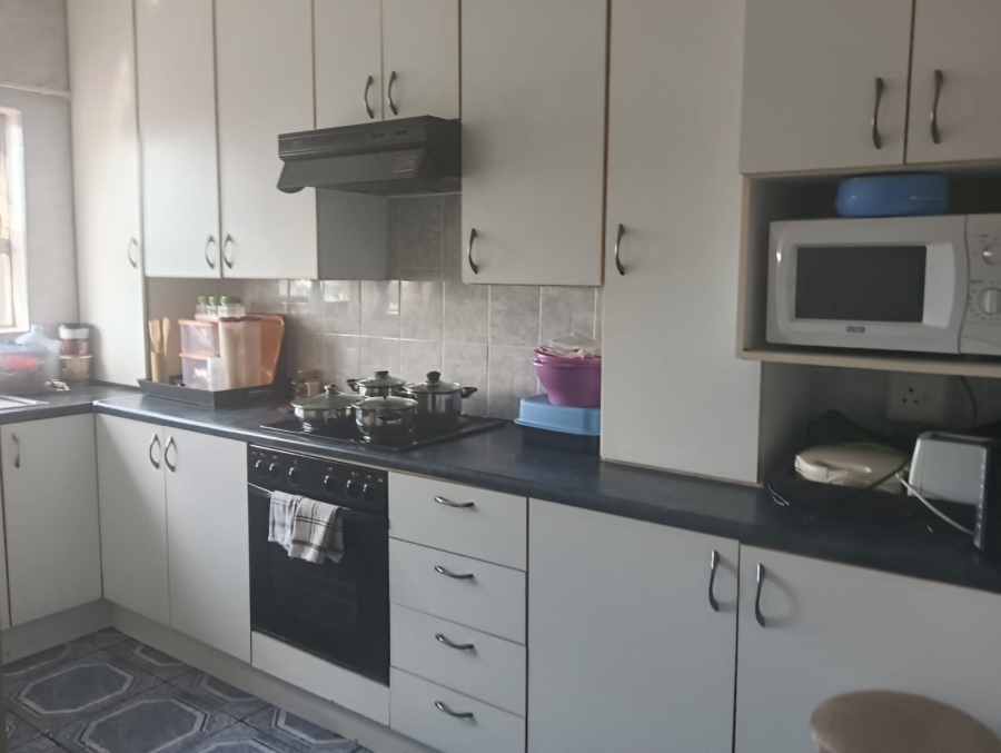 2 Bedroom Property for Sale in Quigney Eastern Cape
